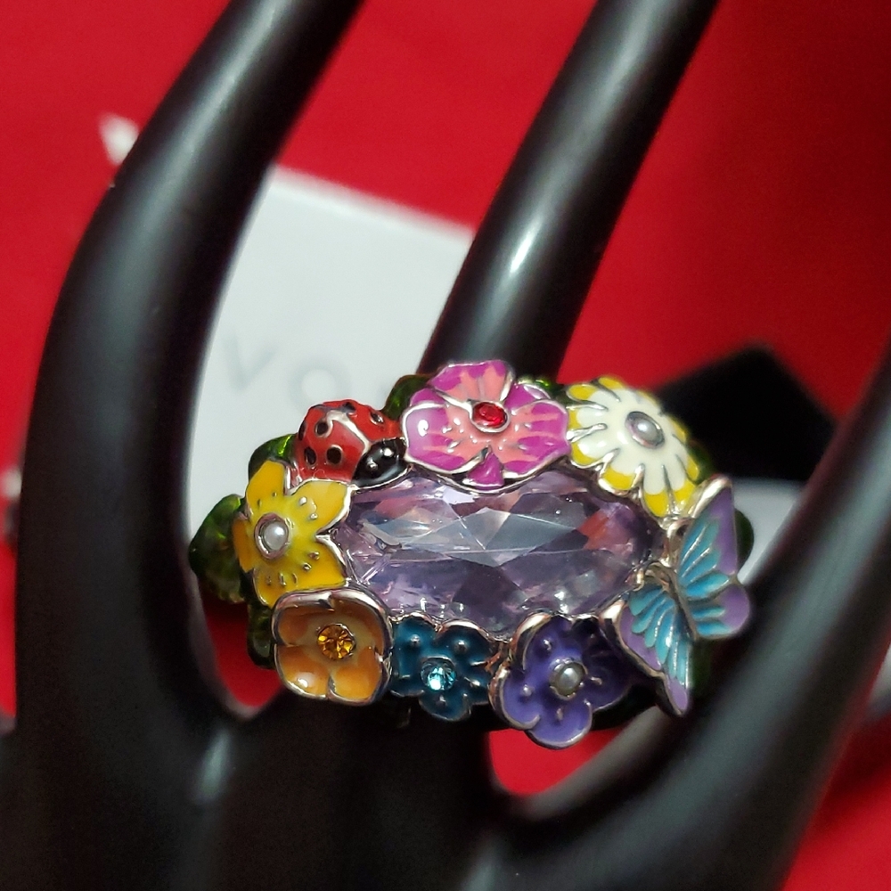 Avon Multicolor Floral Ring with Clear Lrg Rhinestone Center